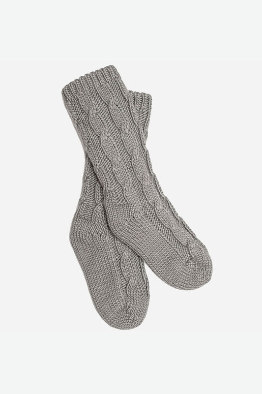 Cable Reading Socks