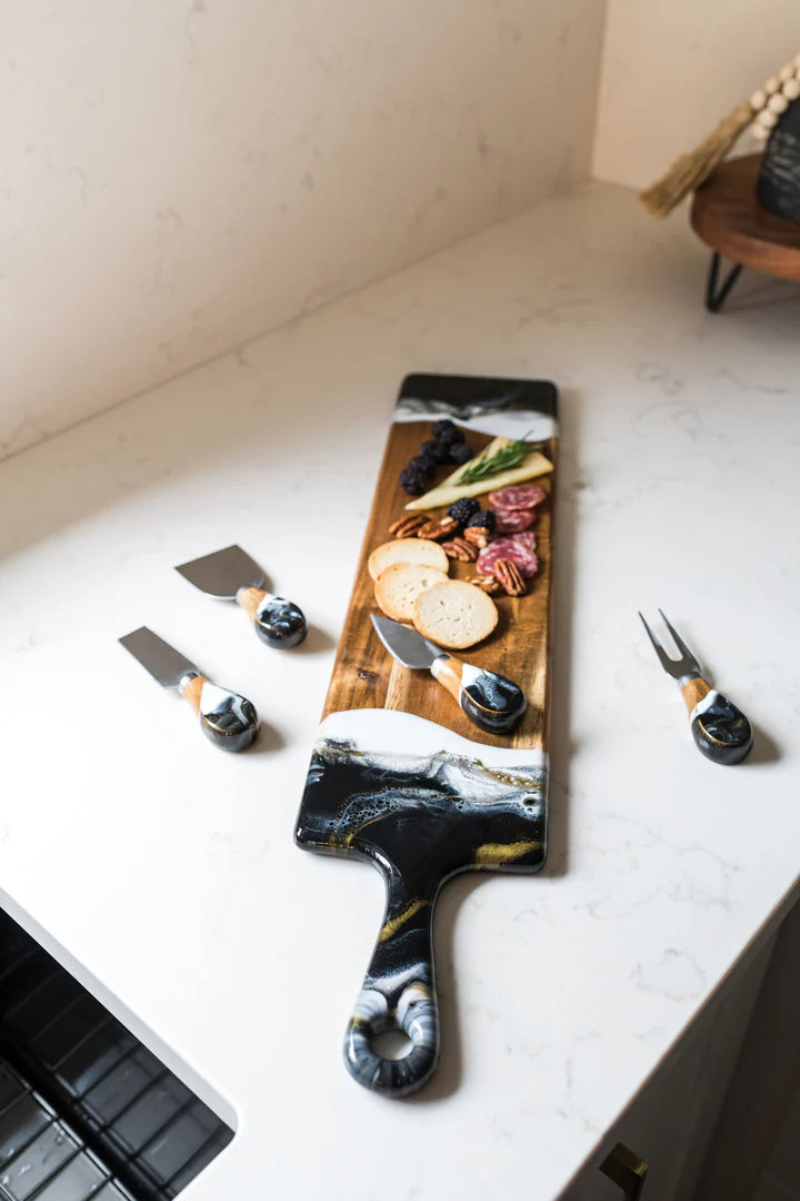 Resin Cheeseboard (Medium) & Knife Set