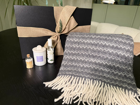 Klippan Blanket, Candle, matches