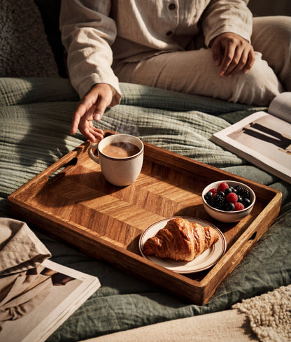 ACACIA WOOD HERRINGBONE SERVING TRAY