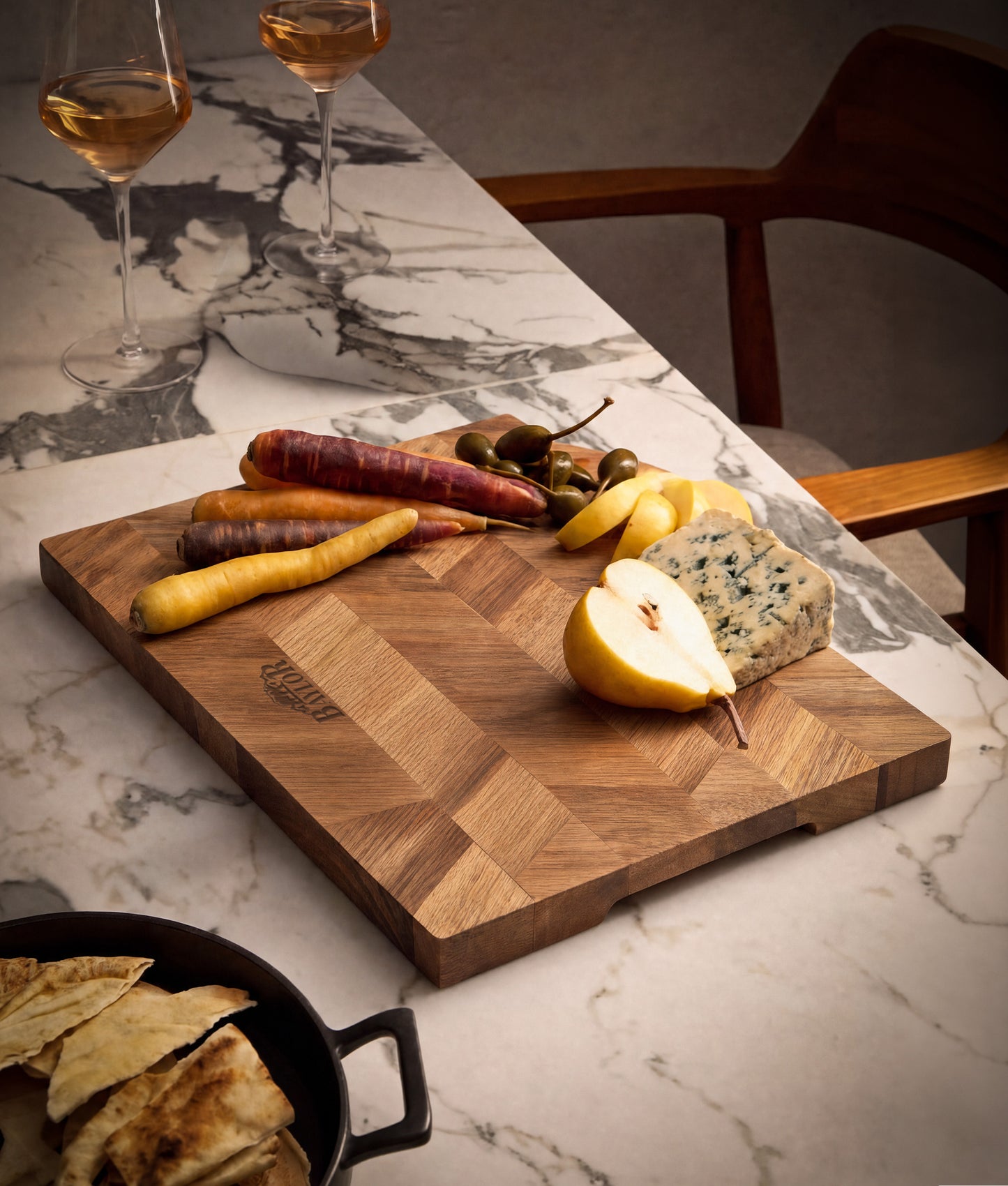 ACACIA WOOD HERRINGBONE SERVING BOARD
