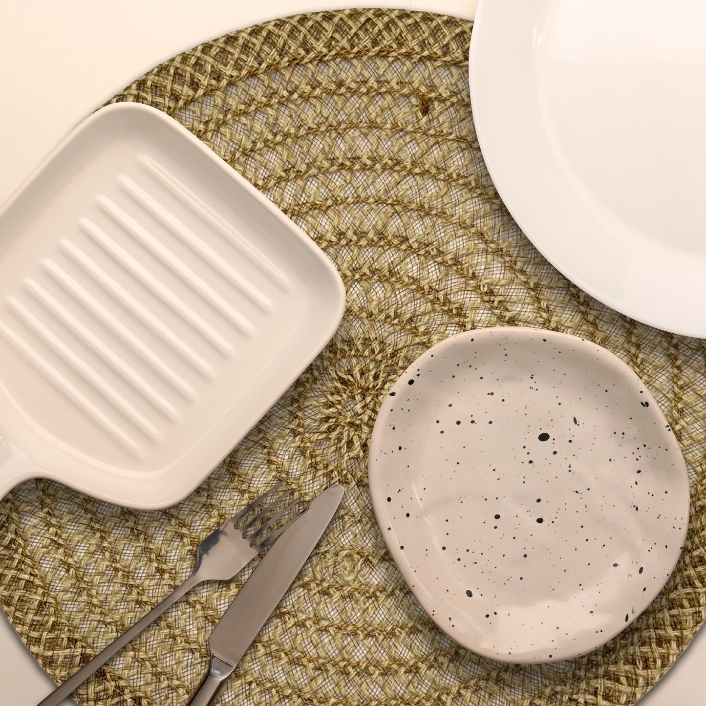 Woven Jute Round Placemat Lattice